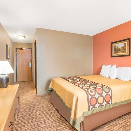 Hotel Super 8 By Wyndham Warroad Extérieur photo