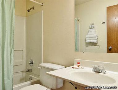 Hotel Super 8 By Wyndham Warroad Chambre photo