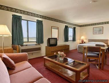 Hotel Super 8 By Wyndham Warroad Extérieur photo